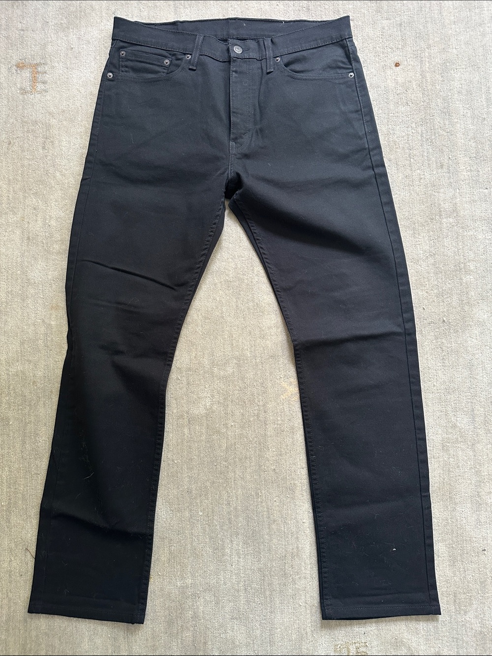 Levi's Men's Black Slim Straight Jeans